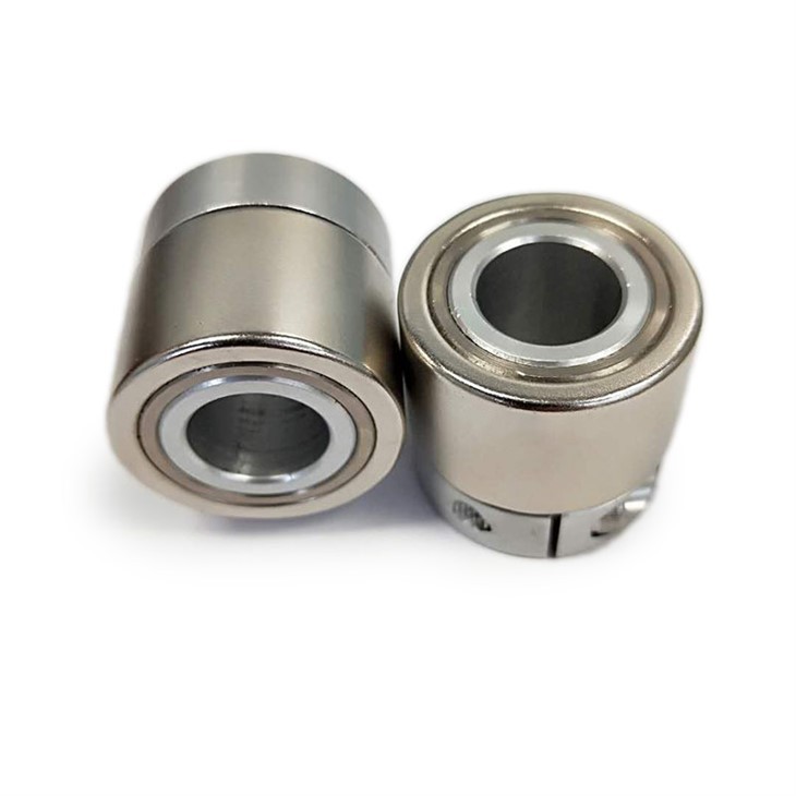 Wall Climbing Magnetic Wheel.